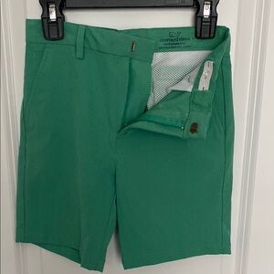 Vineyard Vines Green Flat Front Shorts